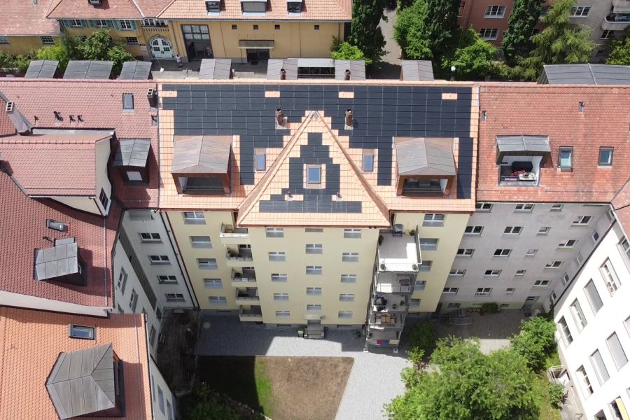 Photovoltaik Steildach Aare Dach AG Bern
